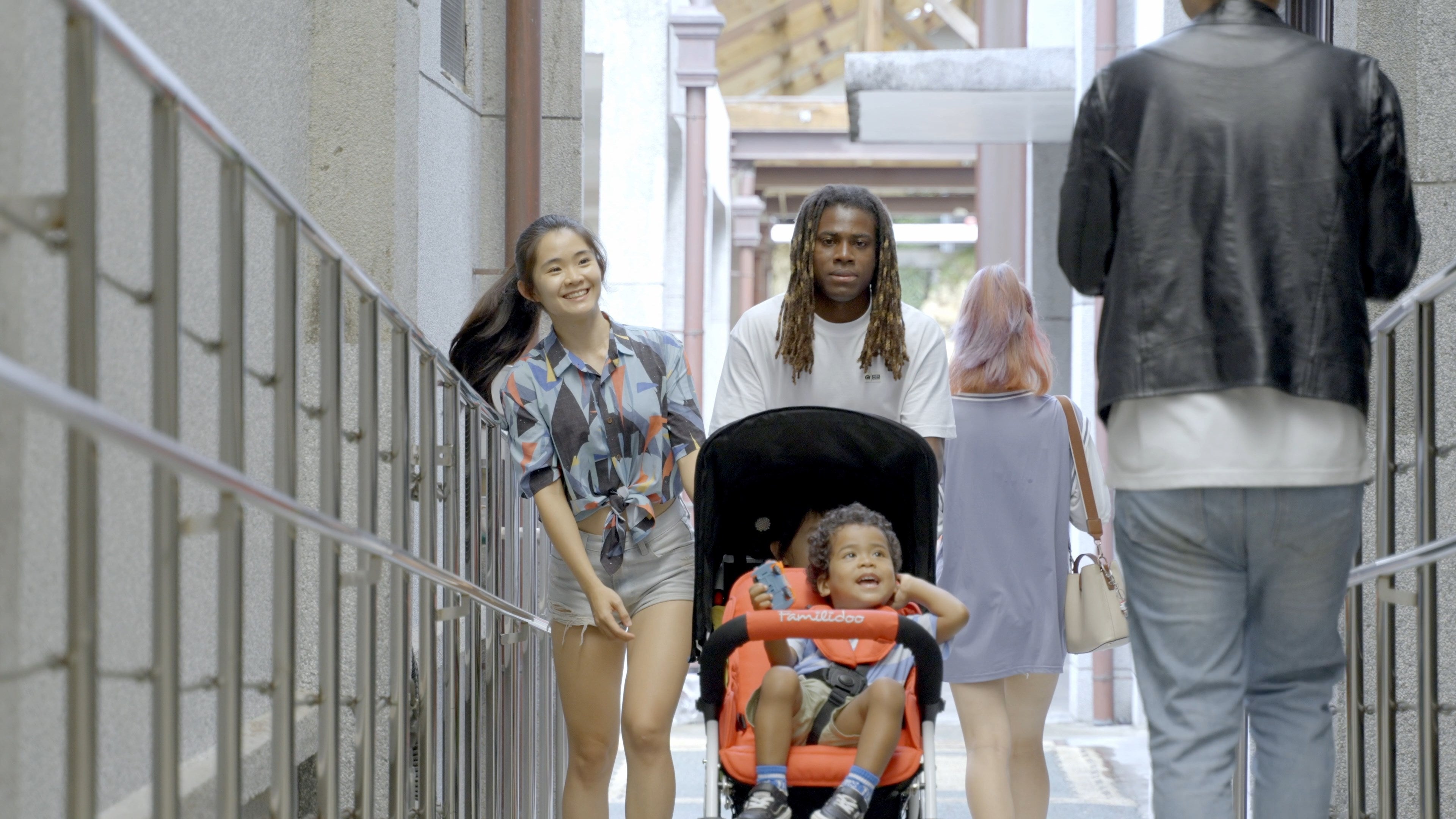 Best Gift: Electric Strollers & 3-seat Strollers for Family Adventure